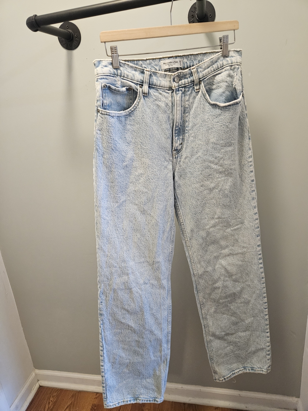 Abercrombie & Fitch The 90s Relaxed High Rise Jeans